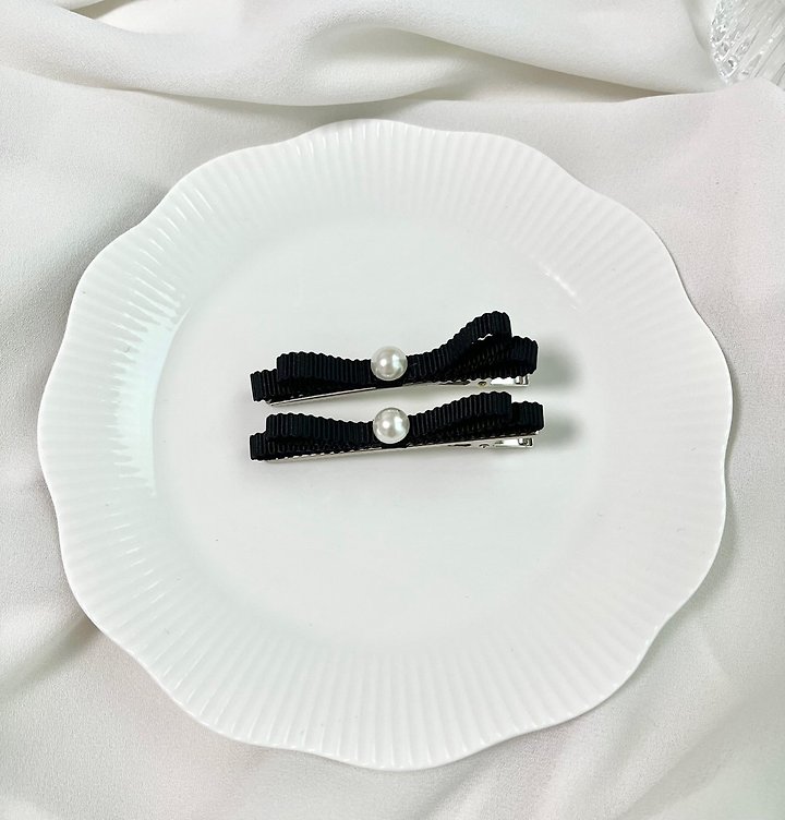Kayla Pearl Ribbon Pin (2set) by Eeiitt for Women - view 6