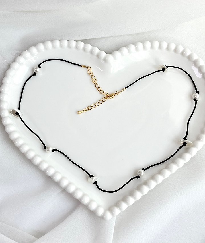 Point Pawbe Pearl Necklace by Eeiitt for Women - view 5