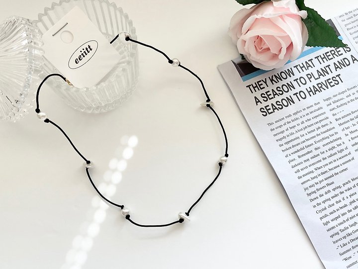 Point Pawbe Pearl Necklace by Eeiitt for Women - view 9