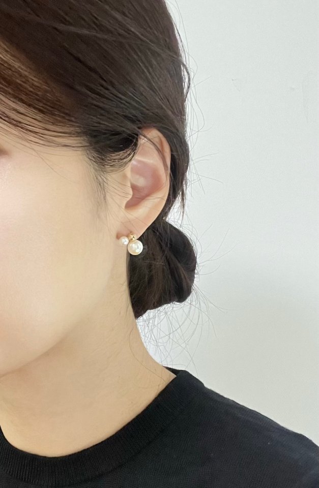 Chaumet Triple Pearl Earrings by Eeiitt for Women - view 8