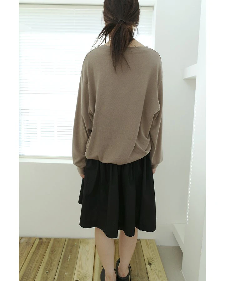 Emma V-Neck Sweatshirt by Enten for Women - view 6