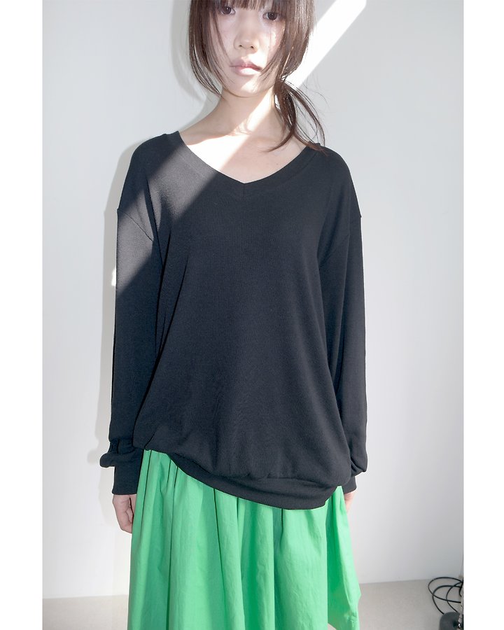 Emma V-Neck Sweatshirt by Enten for Women - view 8
