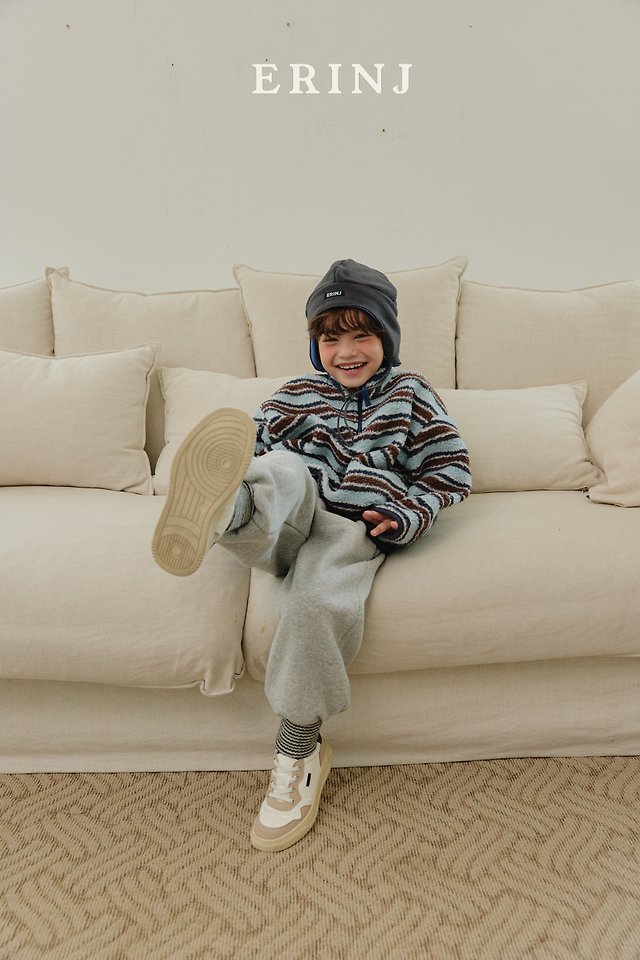 Snow Color Contrast Jogger Pants by Erin J for Child - view 4