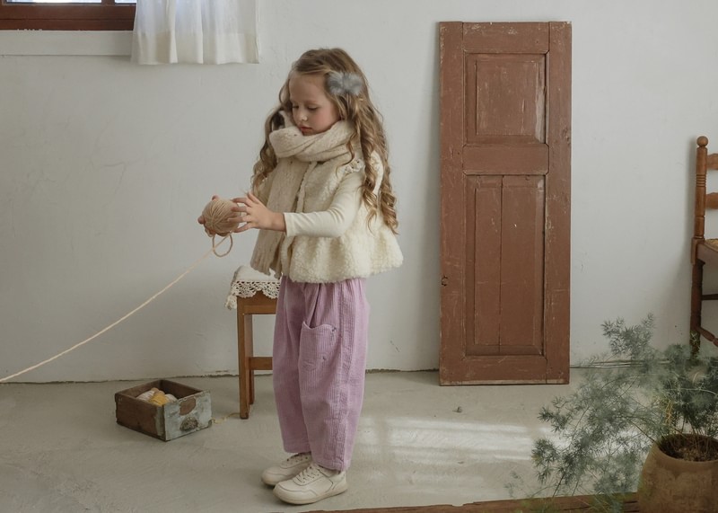 Milk Muffler by Flo for Child - view 7
