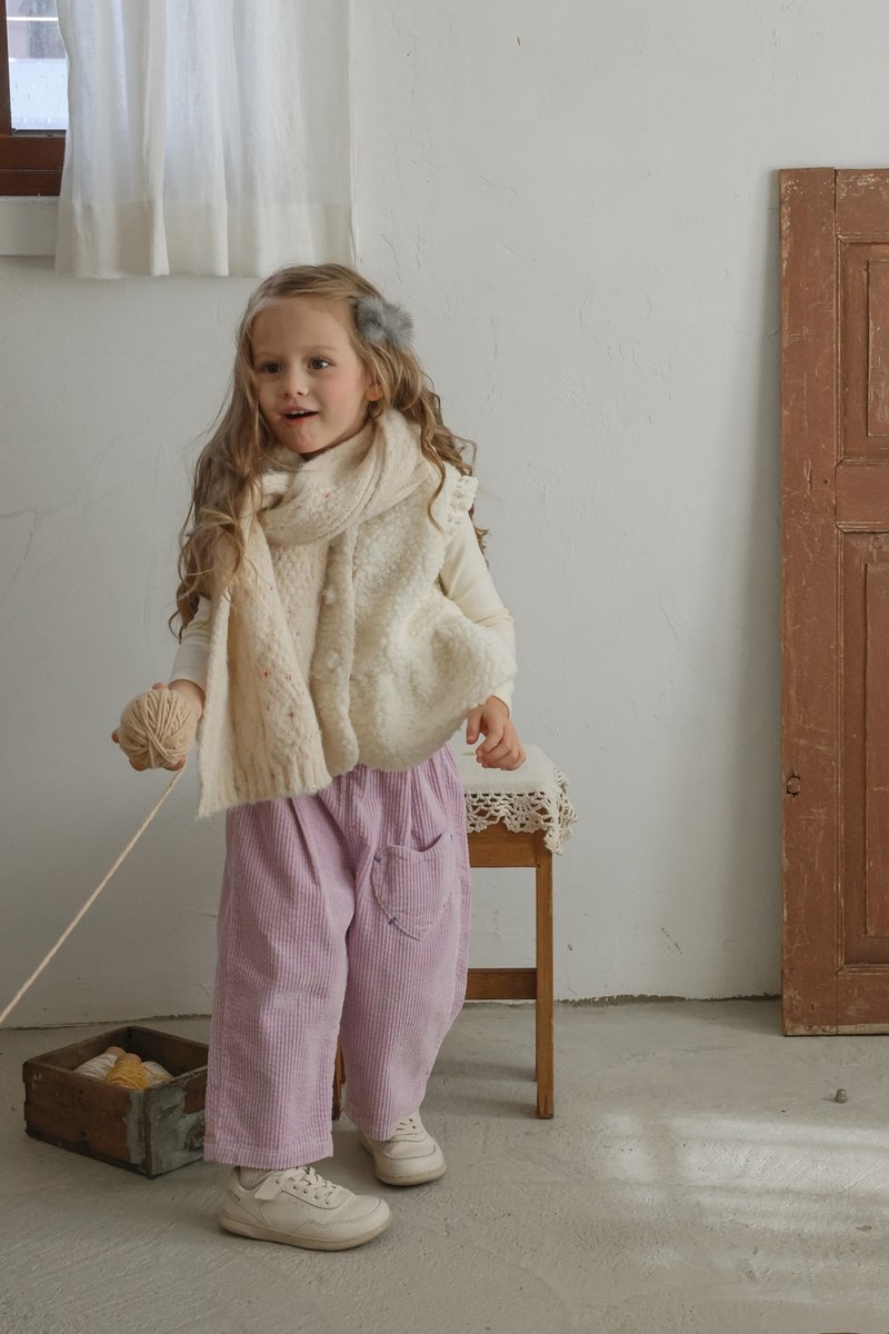 Milk Muffler by Flo for Child - view 8