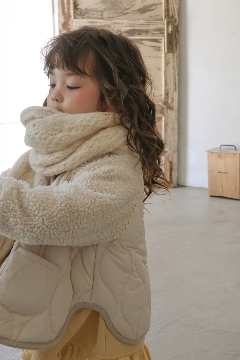 Milk Muffler by Flo for Child - view 11