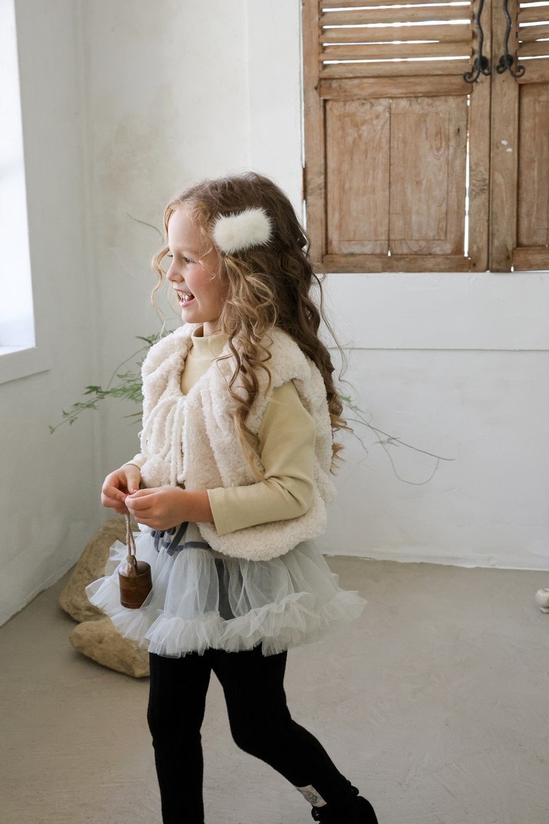 EL Fur Vest by Flo for Child - view 5