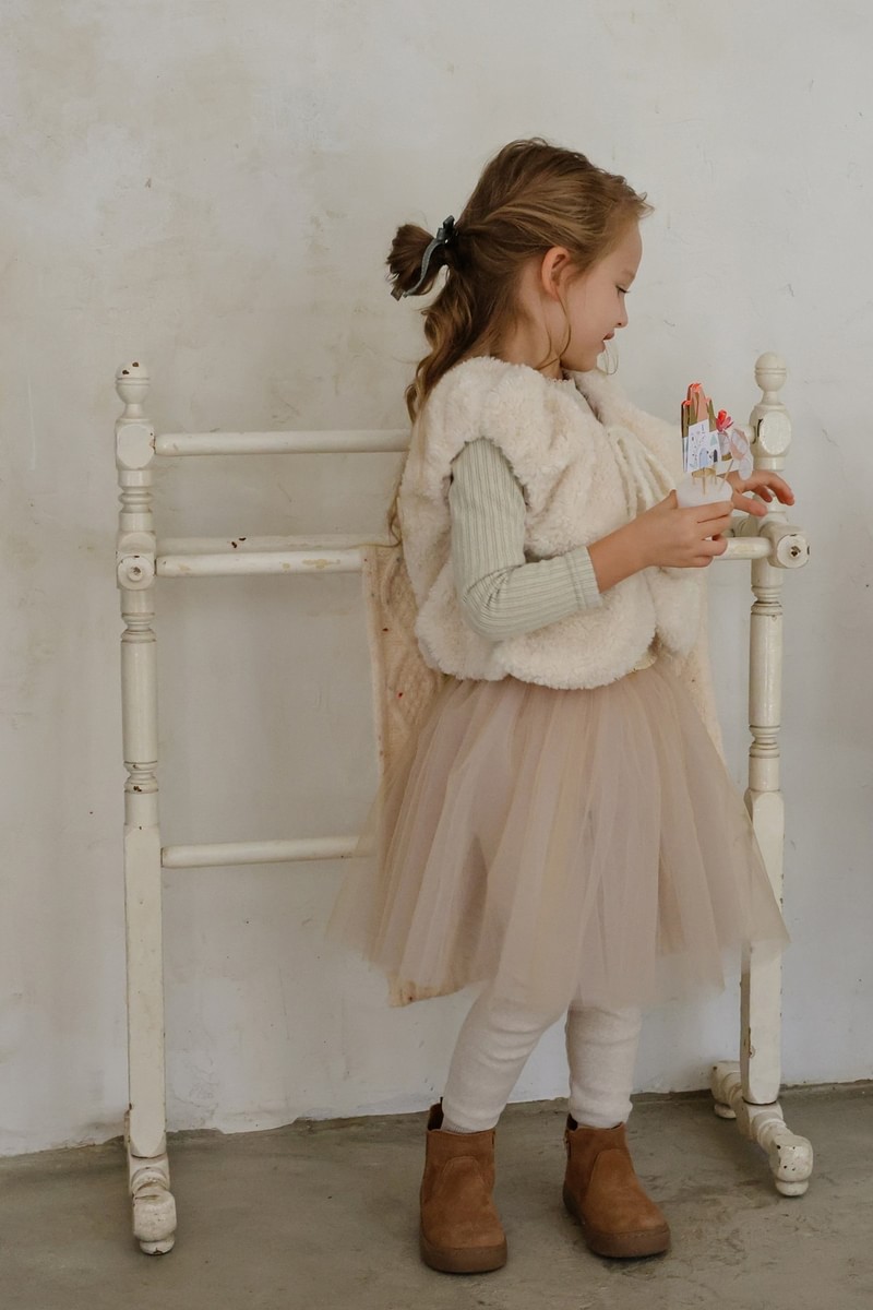 EL Fur Vest by Flo for Child - view 6