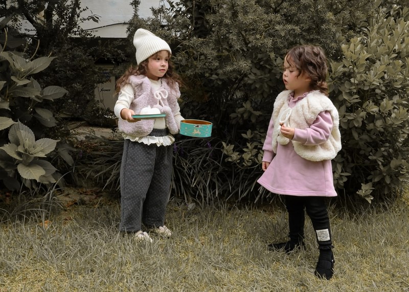 EL Fur Vest by Flo for Child - view 7