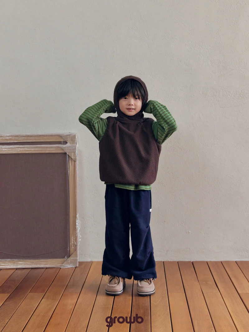 Cover Hooded Vest by Grow B for Child - view 10