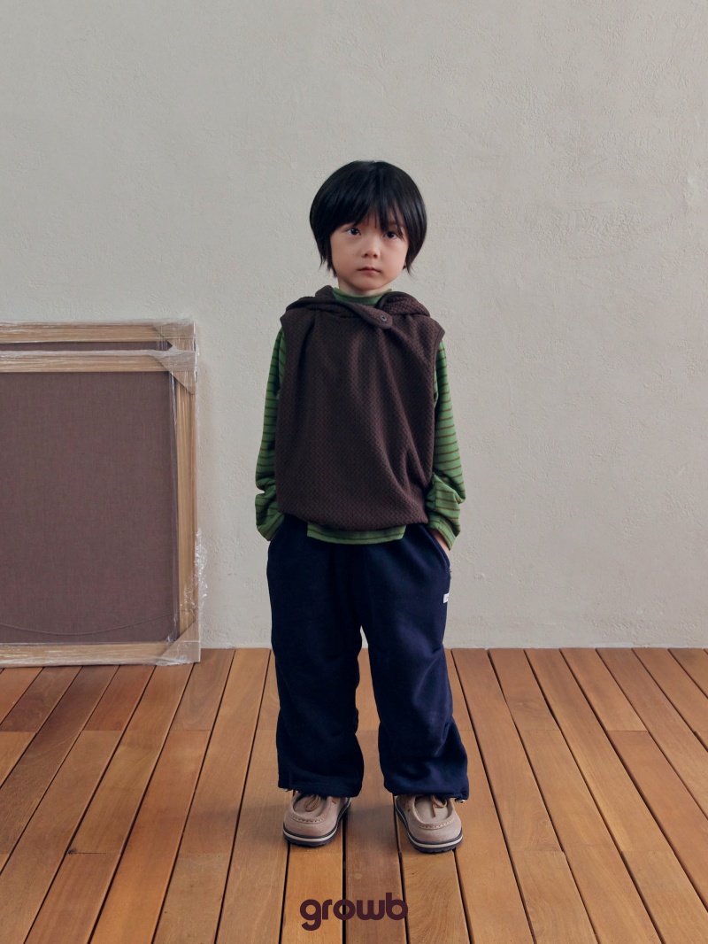 Cover Hooded Vest by Grow B for Child - view 12
