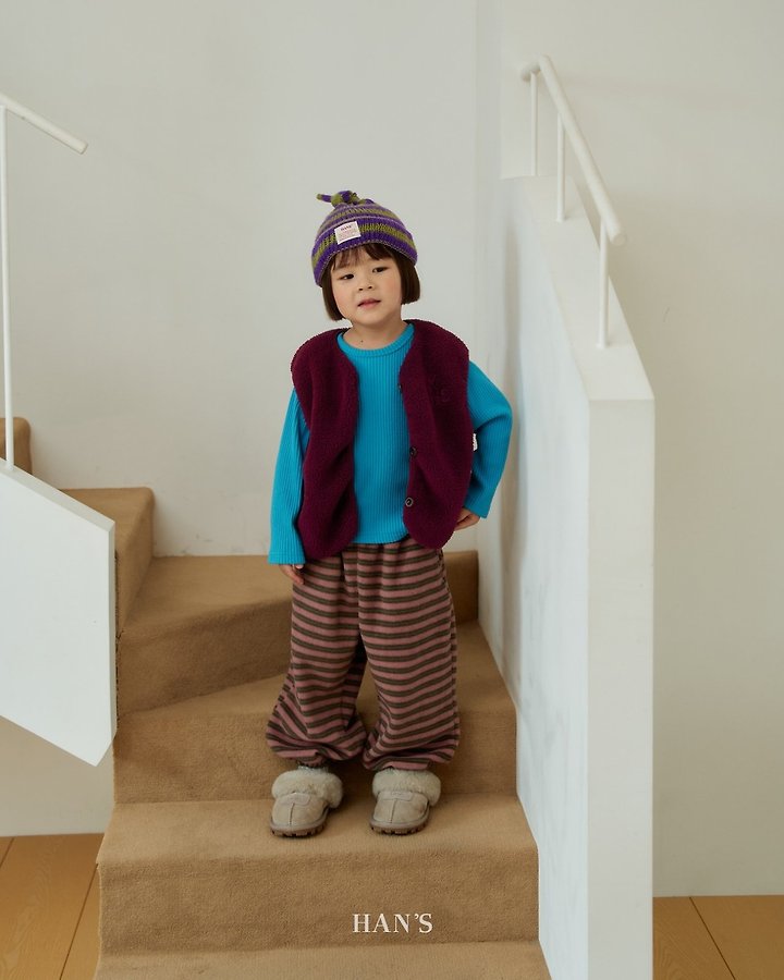 Multi ST Jogger Pants by Han's for Child - view 4