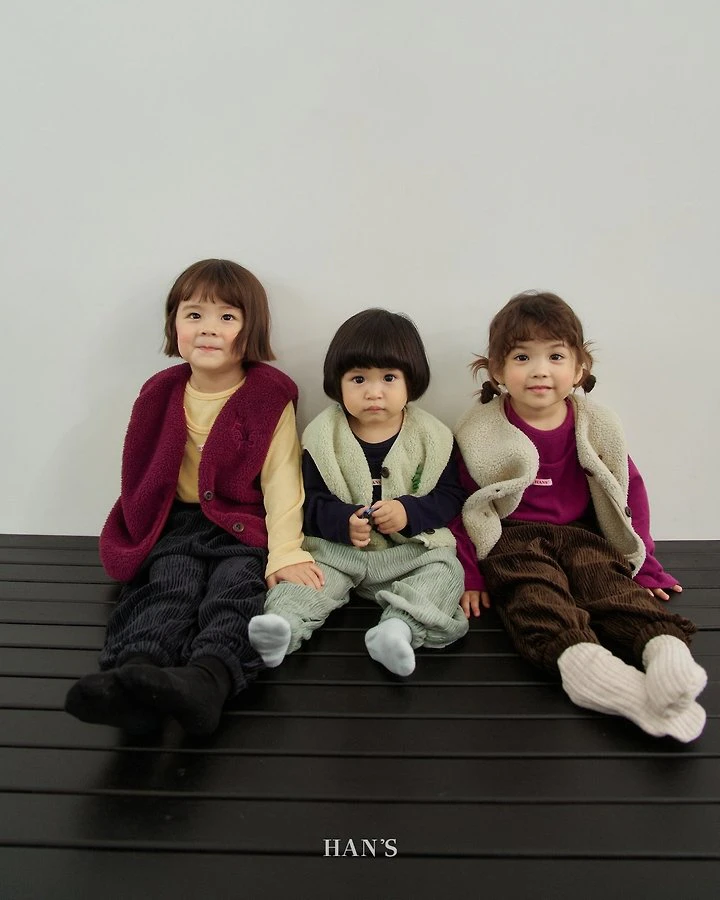 Kong Kong Tumble Vest by Han's for Child - view 4