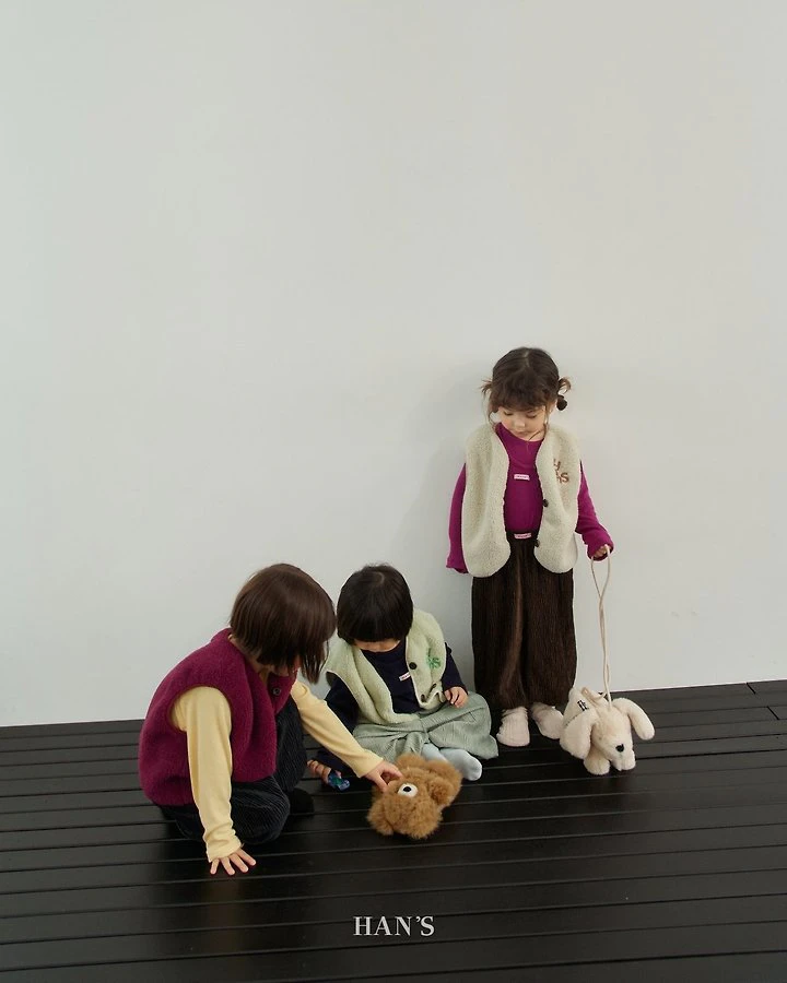 Kong Kong Tumble Vest by Han's for Child - view 7