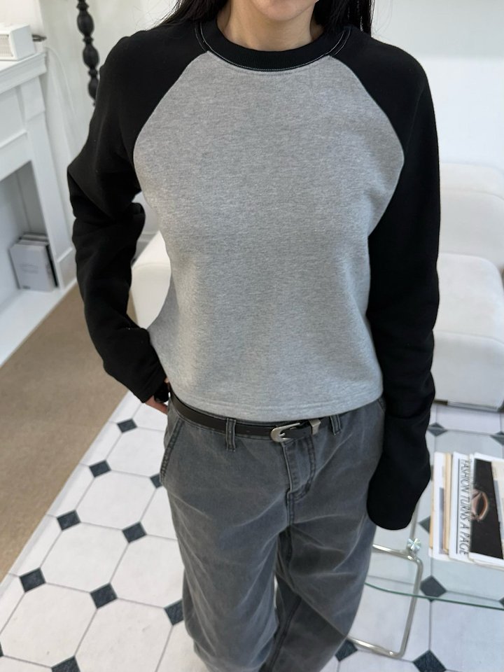 Cornel Raglan Sweatshirt by Lenoii for Women - view 5
