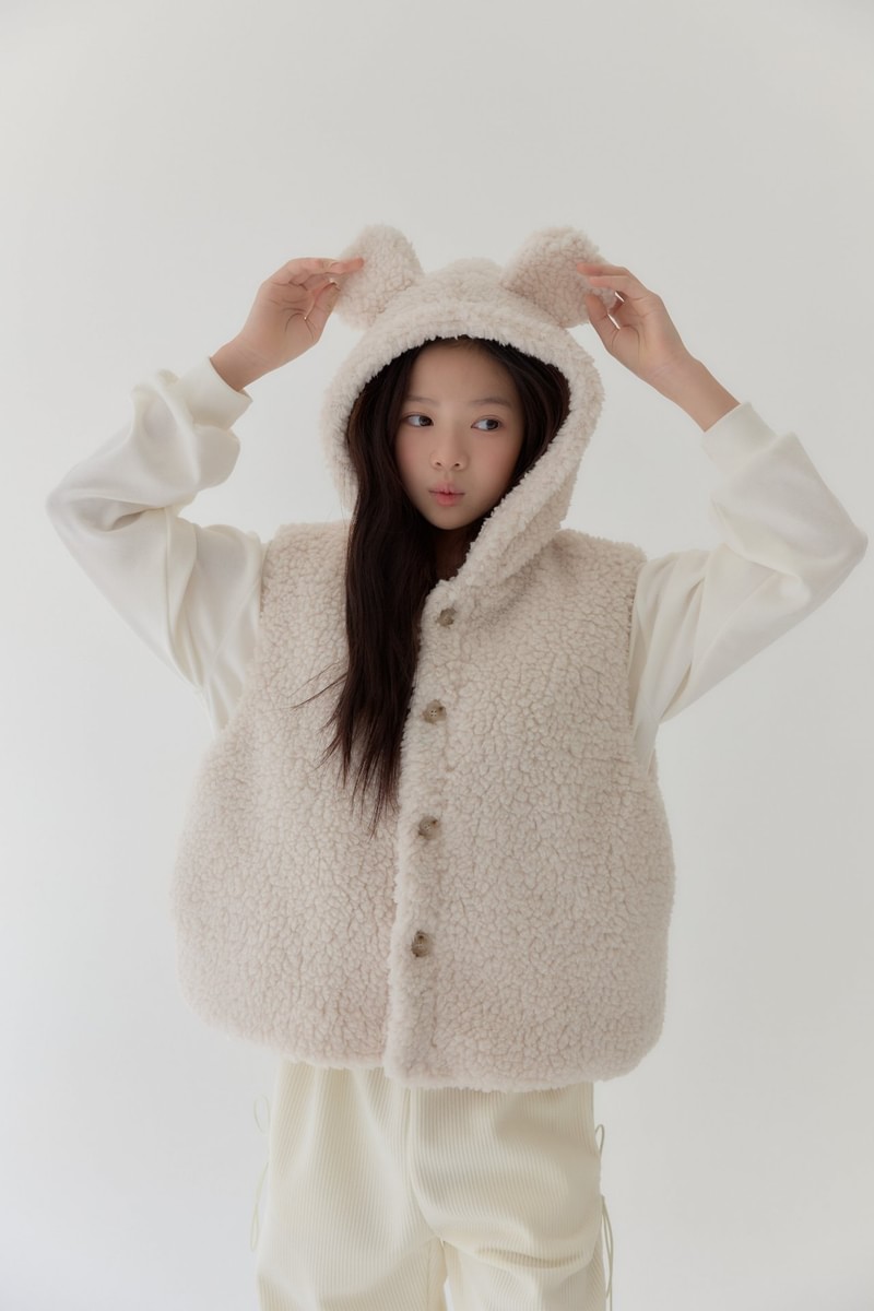 Bear Fur Vest by Lilas for Child - view 1