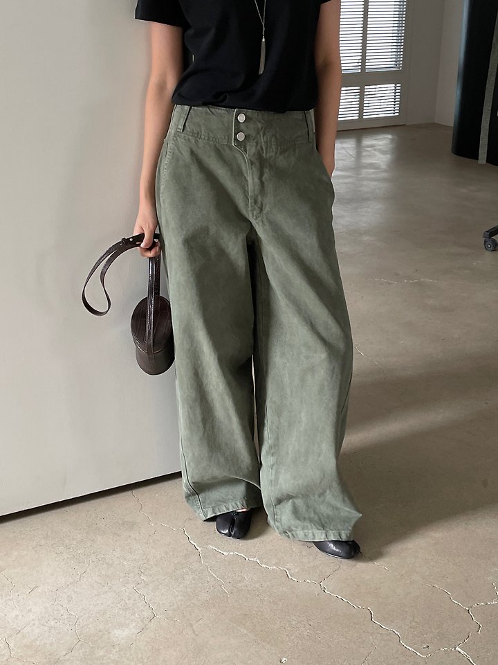 Sandal Pants by Lucy Salon for Women - view 2