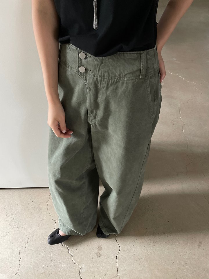 Sandal Pants by Lucy Salon for Women - view 4