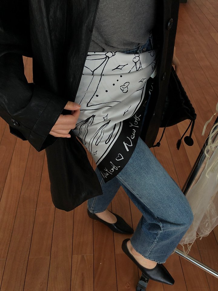 New York Scarf by Lucy Salon for Women - view 1