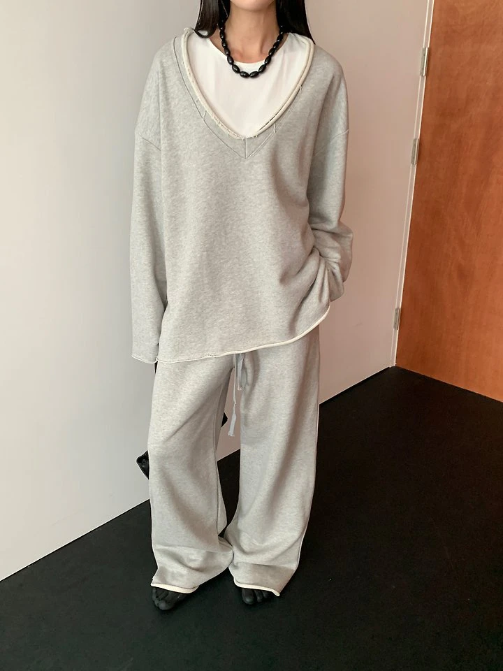 Rough V-Neck Sweatshirt by Lucy Salon for Women - view 3