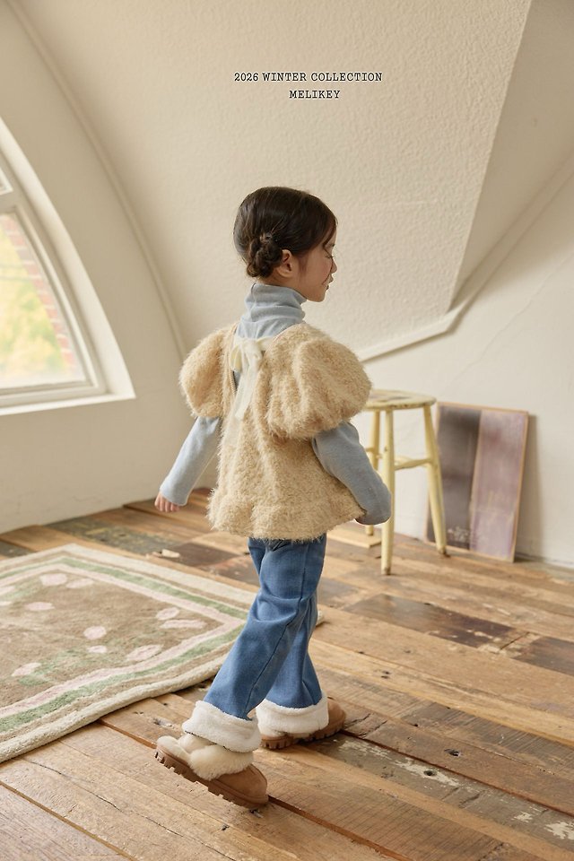 Soft Frill Puff Tee by Melikey for Child - view 9
