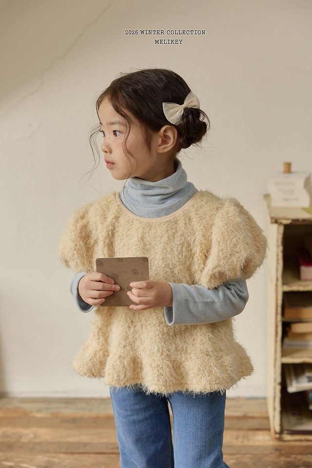 Soft Frill Puff Tee by Melikey for Child - view 5