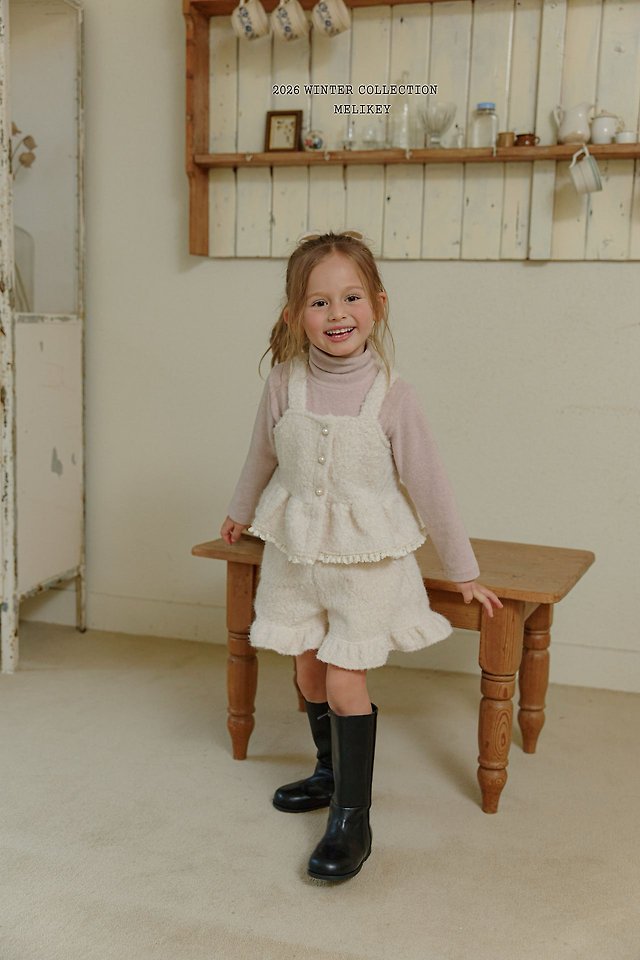 Creamy Frill Shorts by Melikey for Child - view 12