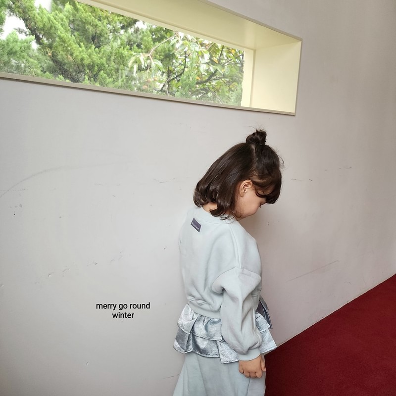 Glossy Set by Merry Go Round for Child - view 10