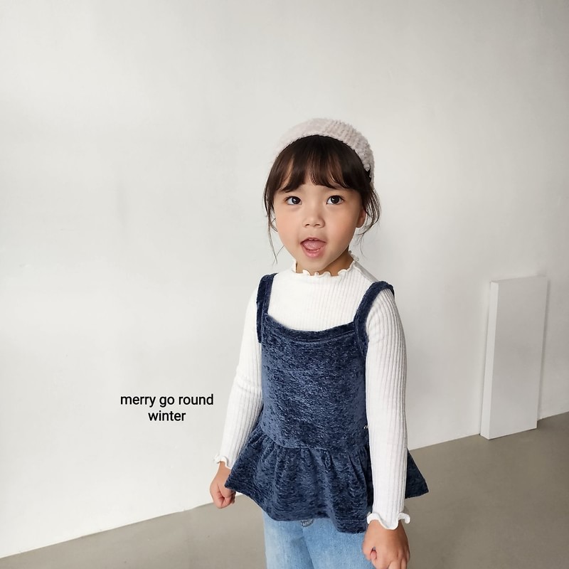 Ribbed Lettuce Edge Tee by Merry Go Round for Child - view 7