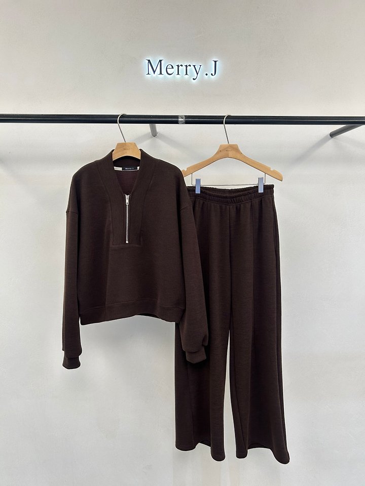 Woody Zipper Cardigan + Pants Set by Merry J for Women - view 6
