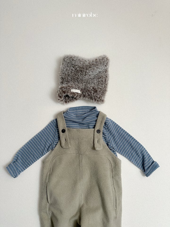 Merry Mock Neck Tee by Mini Robe for Child - view 11