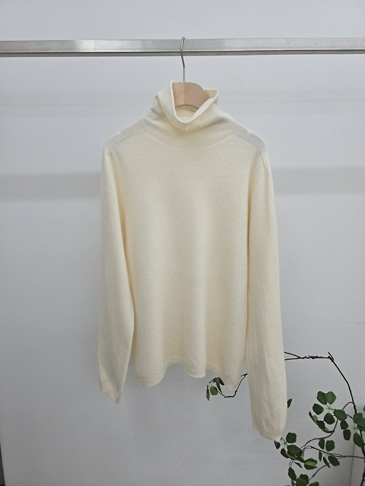 Noire Turtleneck by Most for Women - view 9