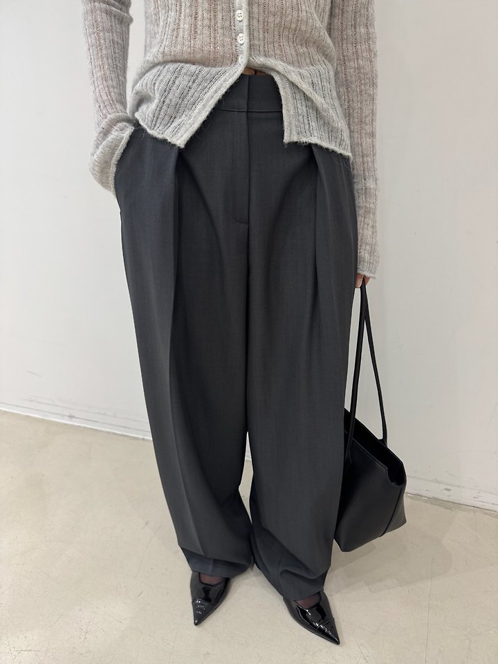 Ello Pleated Pants by Neroli36 for Women - view 5