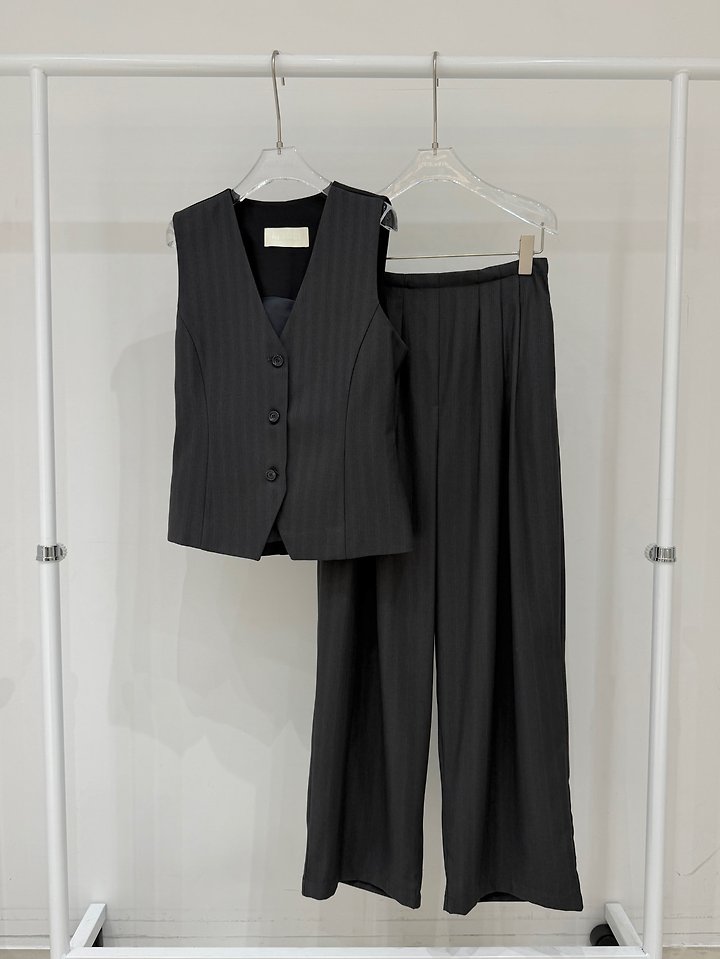 H Louis Vest by Neroli36 for Women - view 3