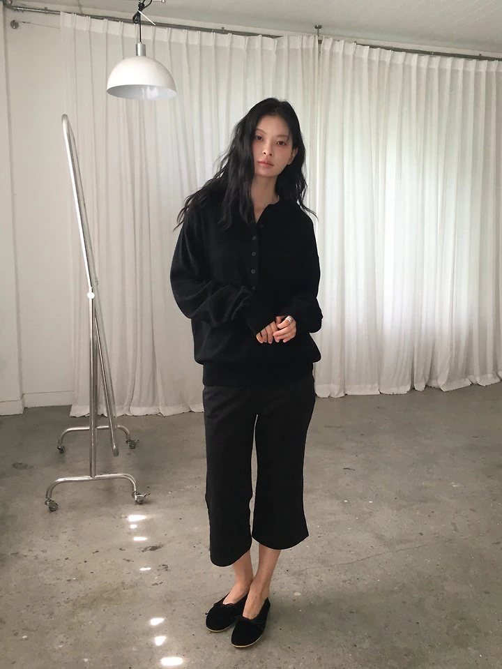 More Deep Collar Knit by Ore for Women - view 11