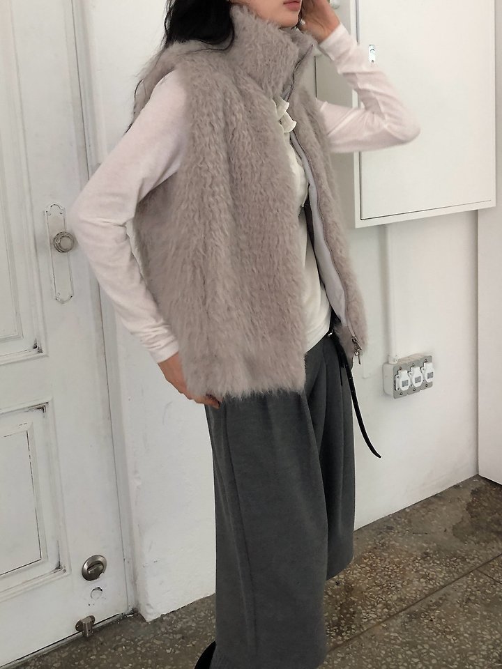 Mong Fur Vest by Ore for Women - view 8