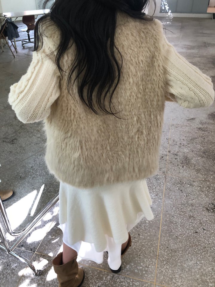 Mong Fur Vest by Ore for Women - view 3