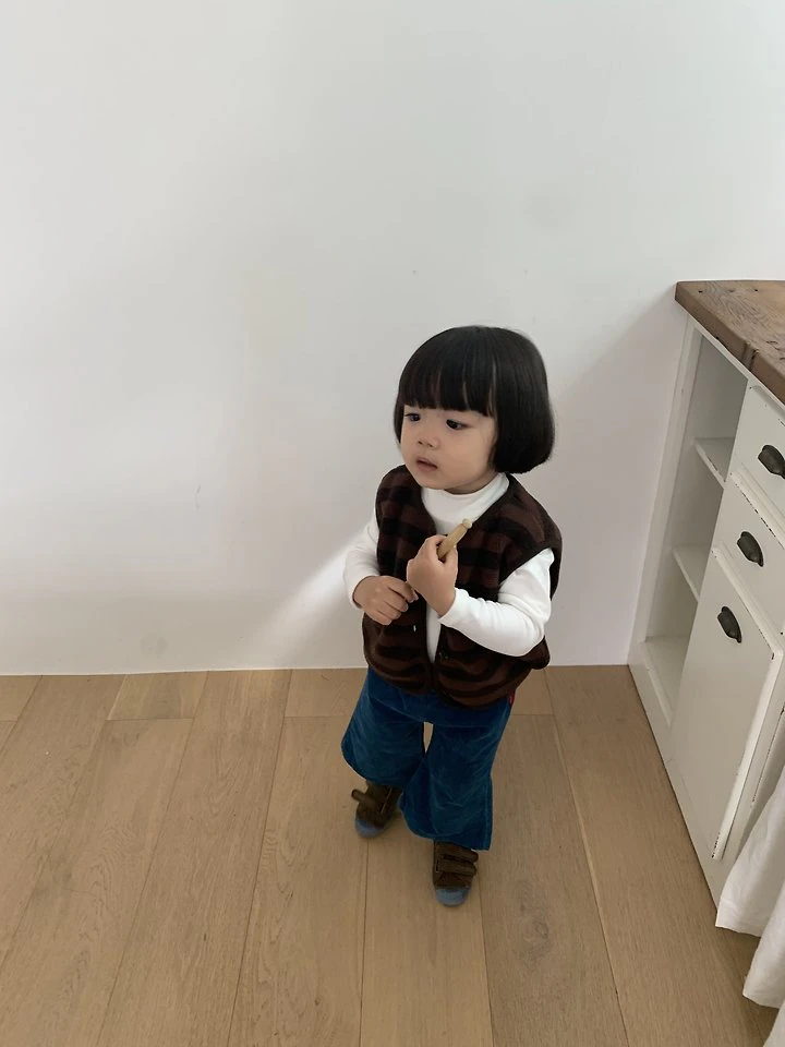 Chipmunk Vest by Pepper for Child - view 6