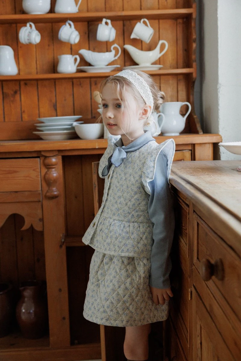 Hazel Padded Vest by Perrobebe for Child - view 12