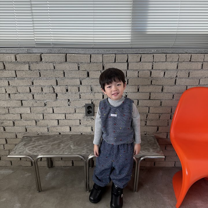 Bbi-yong Layered Vest by Pie for Baby - view 12