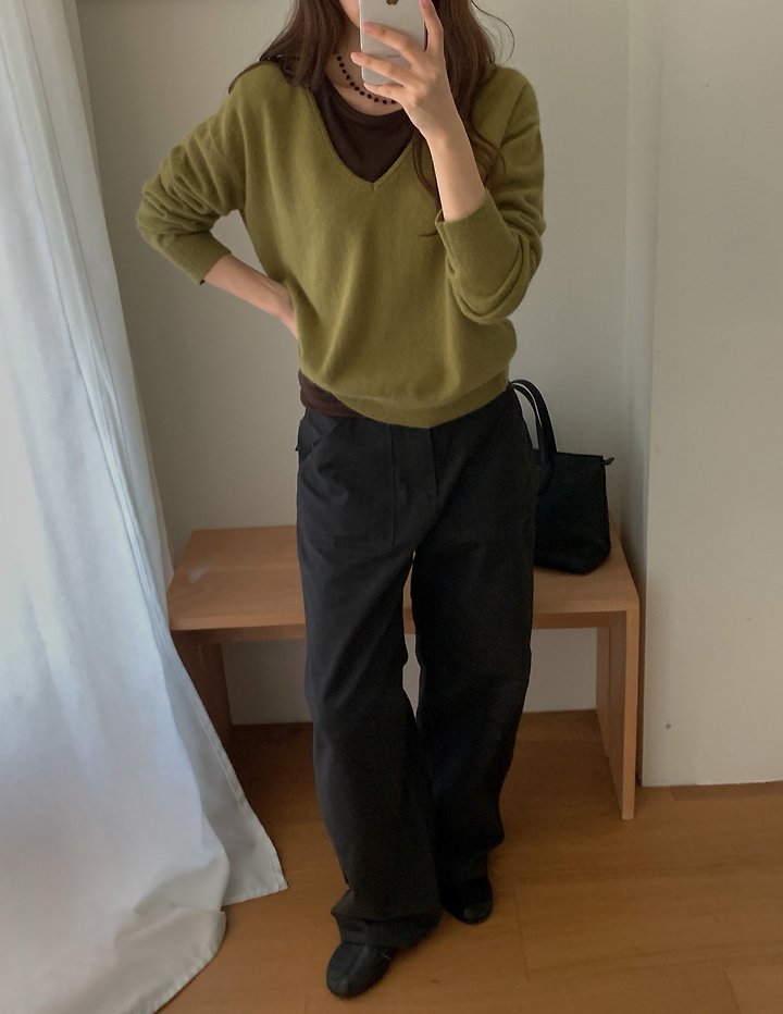 Raccoon Wool V-Neck Knit by Pomelo for Women - view 1