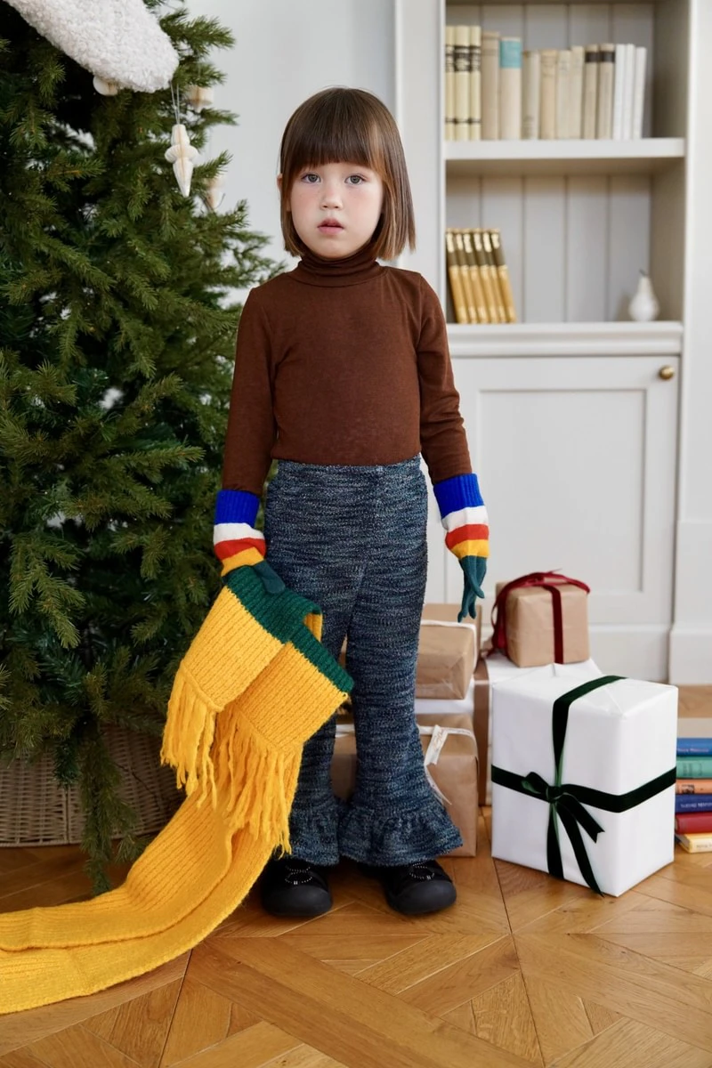 Knit Frill Pants by Ramijini for Child - view 5