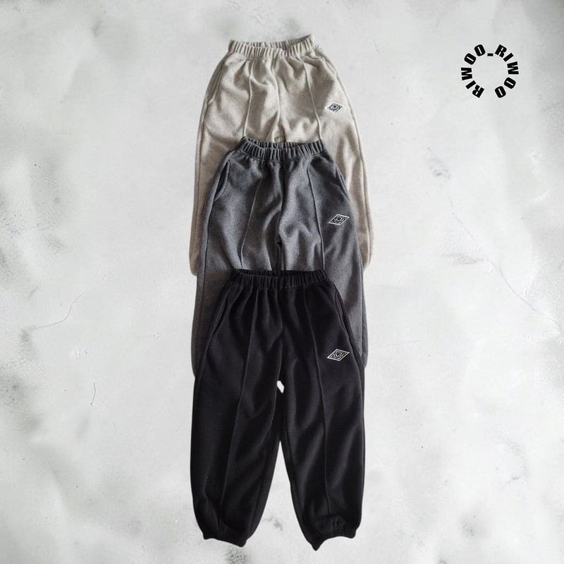 Riwoo Fleece Pintuck Jogger Pants by Riwoo Riwoo for Child - view 6