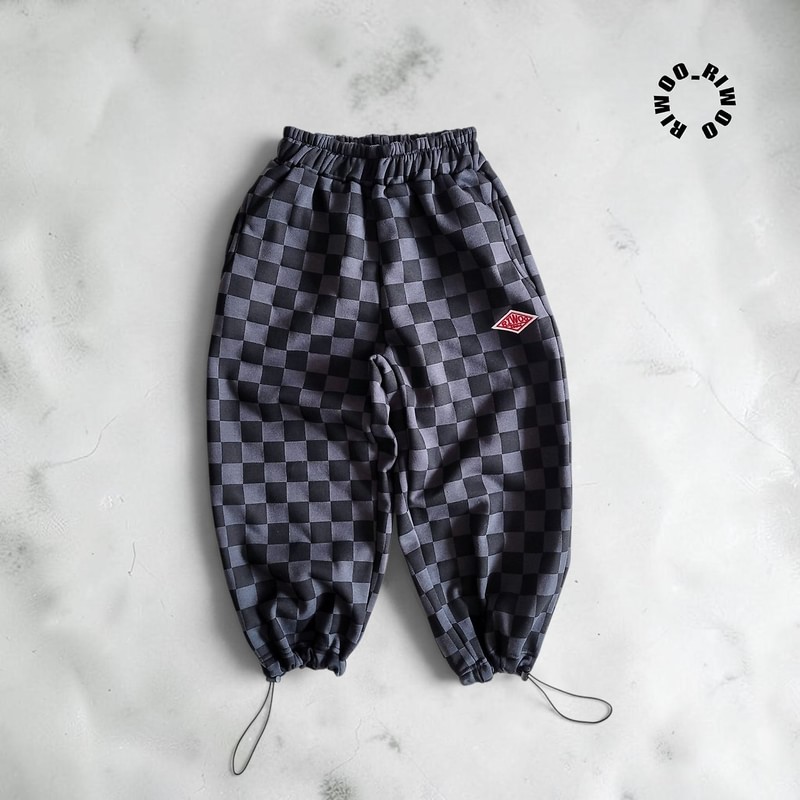 Riwoo Chess Fleece String Pants by Riwoo Riwoo for Child - view 7