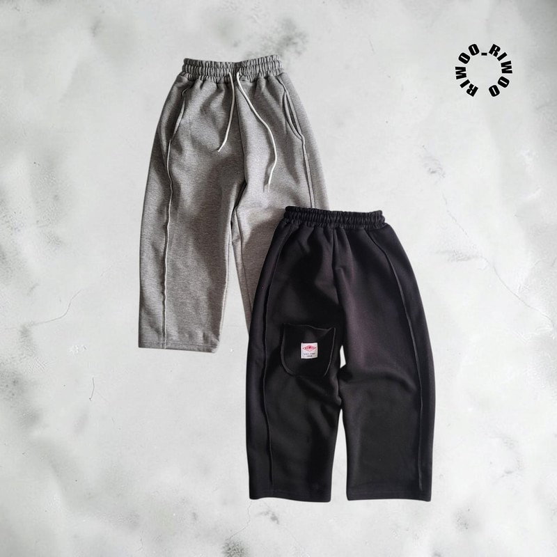 Cutting Wide Pants (Fleece) by Riwoo Riwoo for Child - view 1