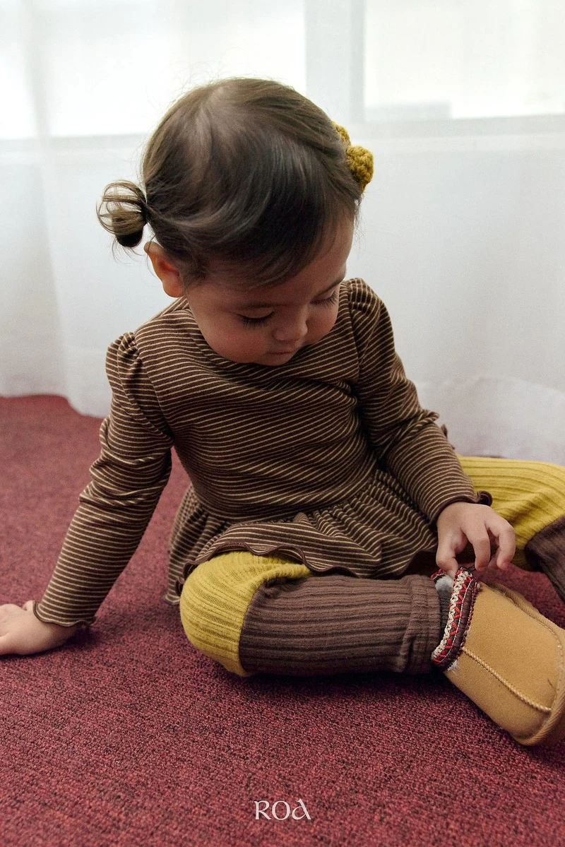 Colorblock Leggings by Roa for Baby - view 5