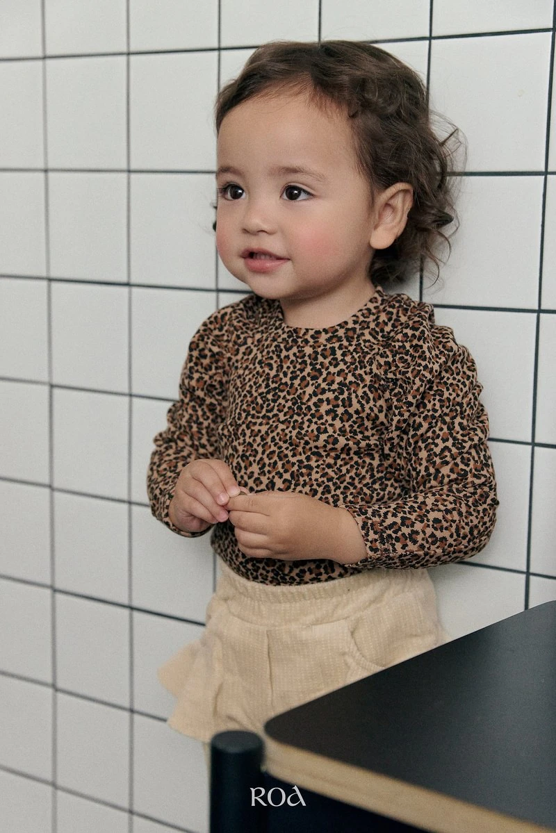 Leopard Shirring Tee by Roa for Baby - view 8