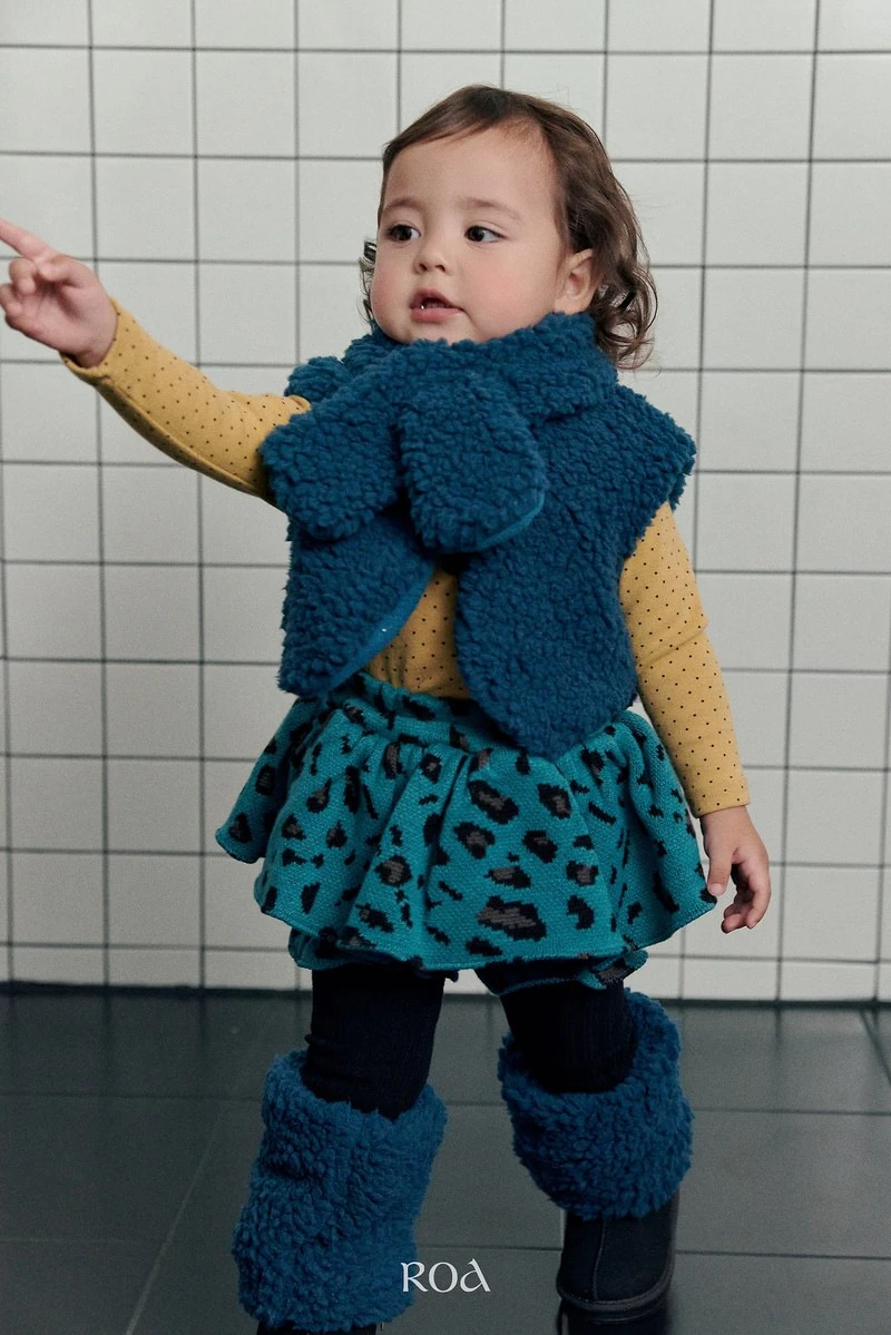 Tumble Muffler by Roa for Baby - view 12