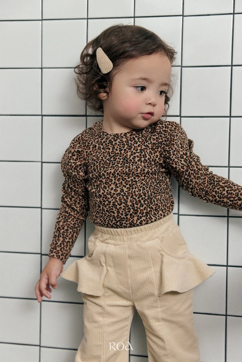 Leopard Shirring Tee by Roa for Baby - view 10