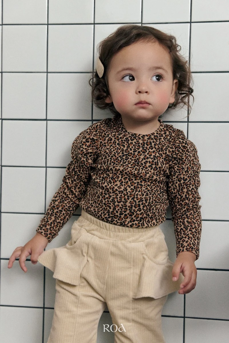 Leopard Shirring Tee by Roa for Baby - view 12